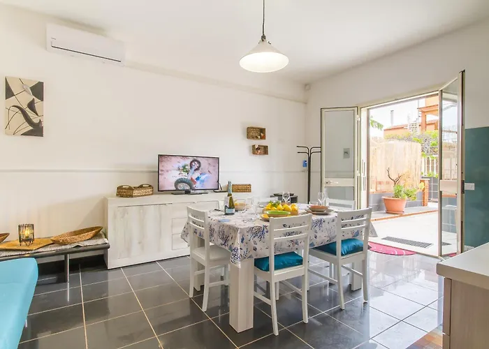 Distefano House Close To Sea - Happy Apartment Marina di Ragusa